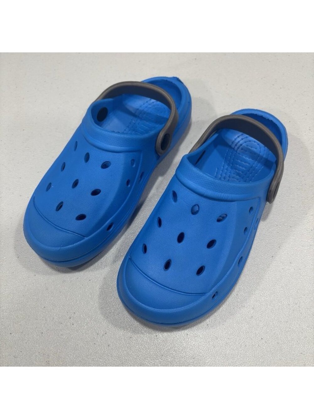 Lily & Dan Unisex Kids Blue/Gray Slip-On Clog Shoes w/ Heel Strap, Logo sz 2/3